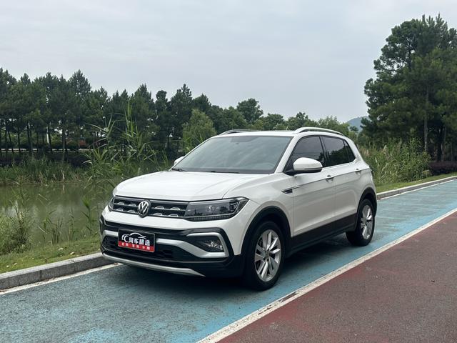 Volkswagen T-Cross 2020 #10 Volkswagen T-Cross 2020 car image #10