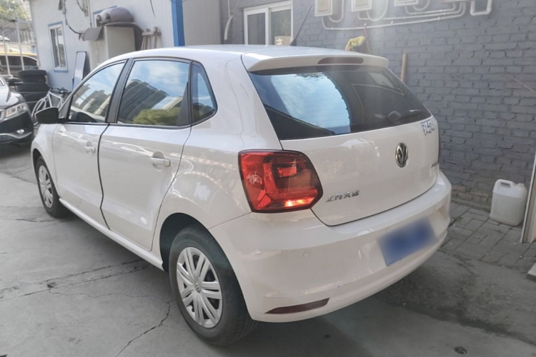 Volkswagen Polo 2016 #5 Volkswagen Polo 2016 صورة سيارة #5