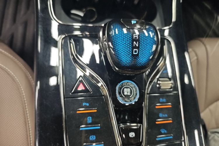 BYD Han 2022 car image #14