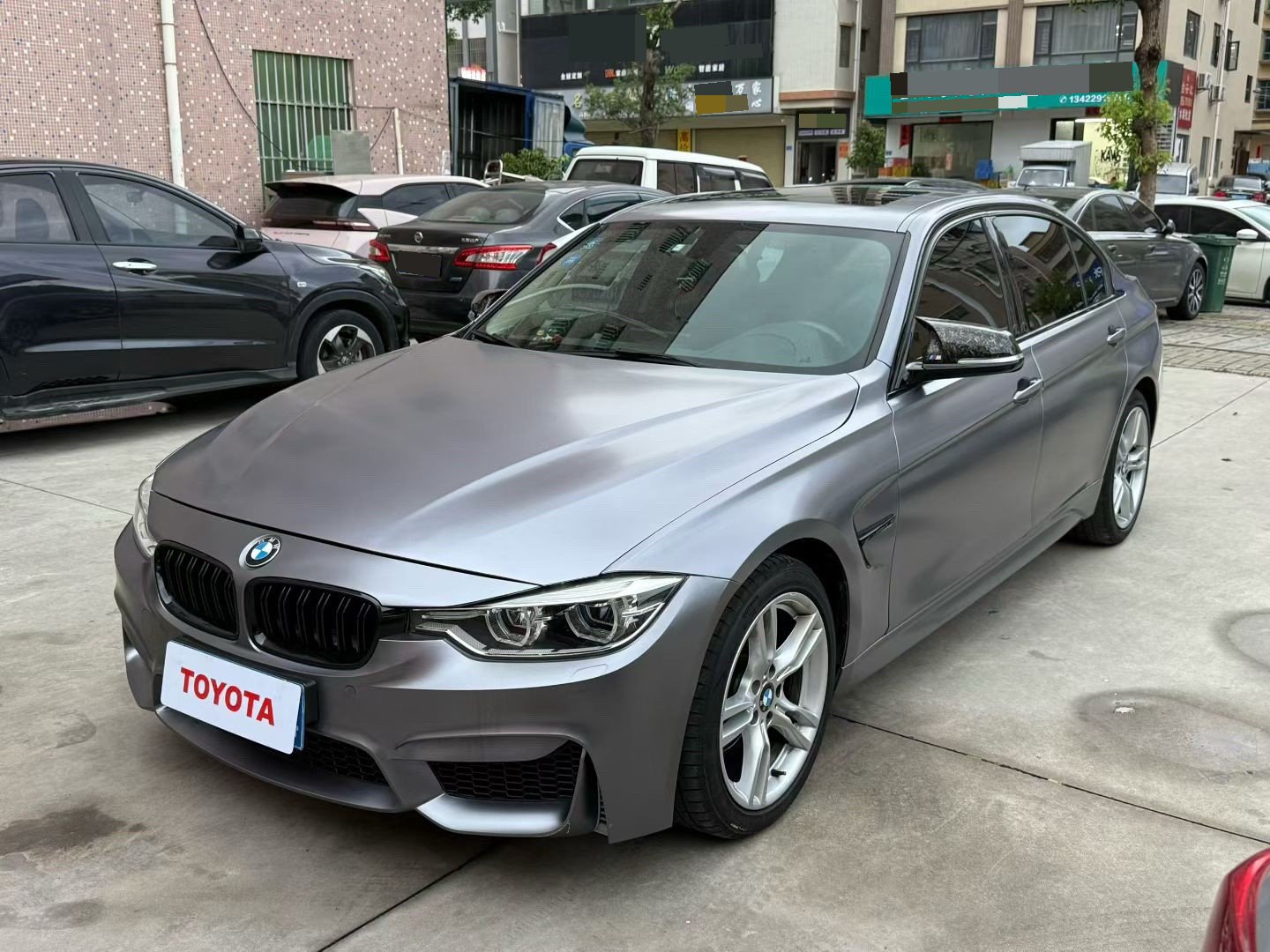 BMW 3 Series 2018 car image 