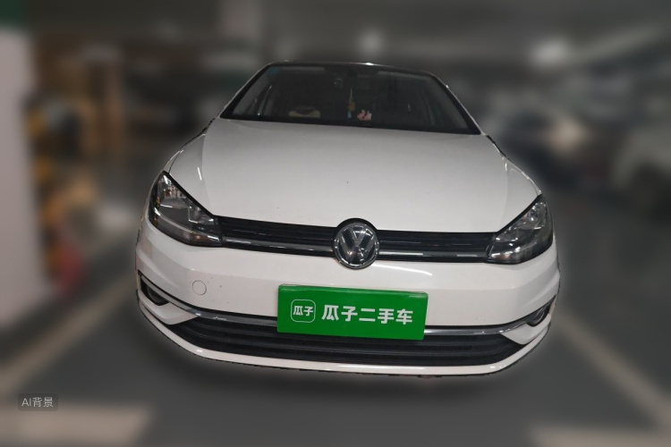 Volkswagen Golf 2020 car image #3
