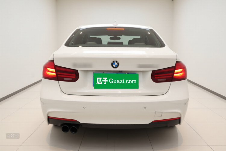BMW 3 Series 2019 #6 BMW 3 Series 2019 car image #6