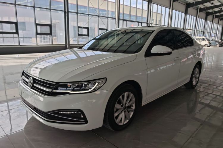 Volkswagen Bora 2021 car image #2