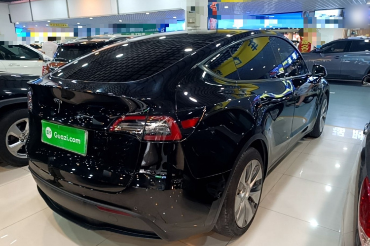 Tesla Model Y 2022 #7 Tesla Model Y 2022 car image #7