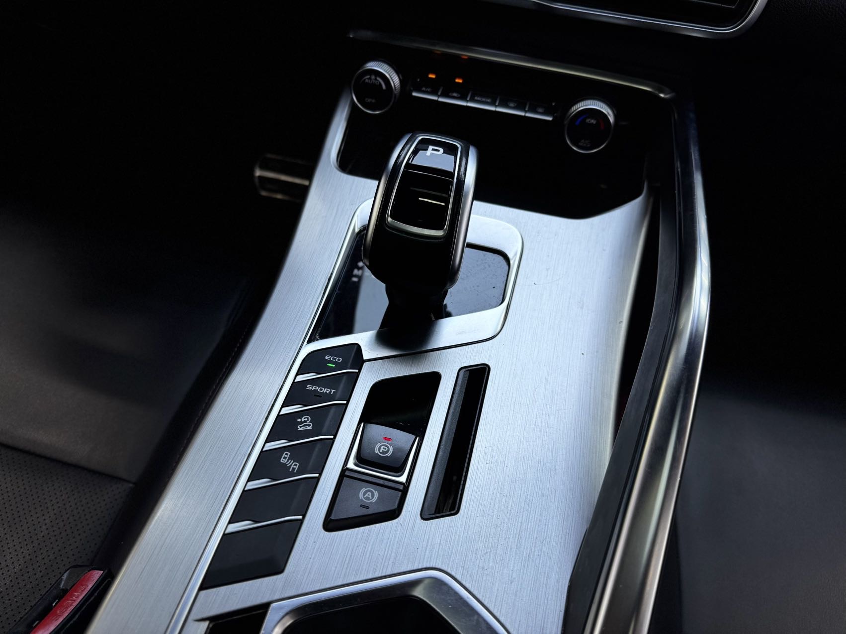 GEELY Coolray 2020 car image #5