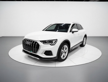 Audi Q3 2023 Audi Q3 2023 car image