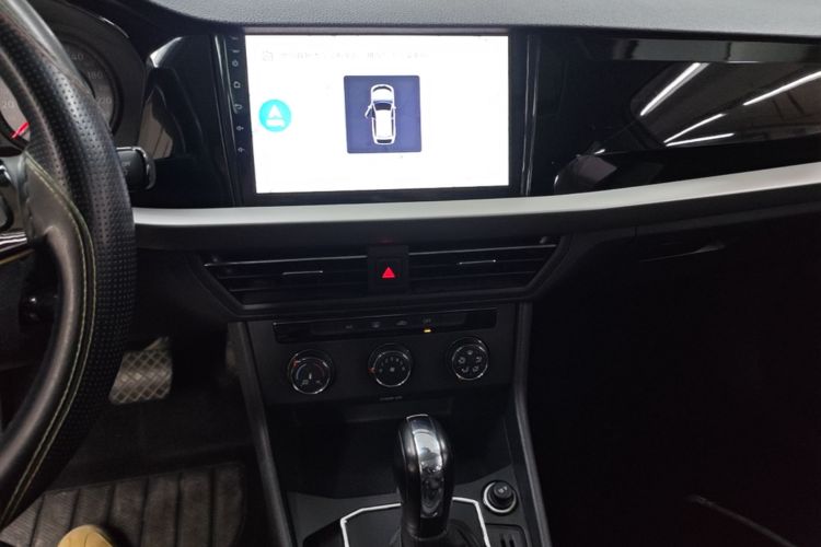 Volkswagen Lavida 2019 car image #15