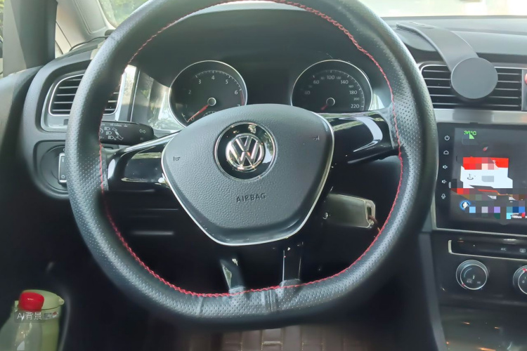Volkswagen Golf 2017 #12 Volkswagen Golf 2017 car image #12