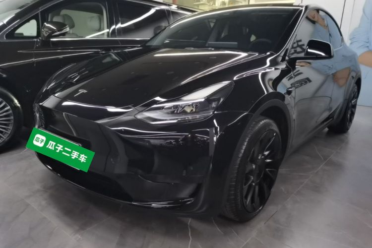 Tesla Model Y 2024 #2 Tesla Model Y 2024 صورة سيارة #2