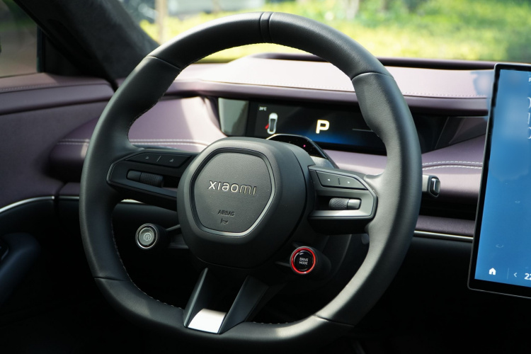 MI SU7 2025 immagine di auto #17