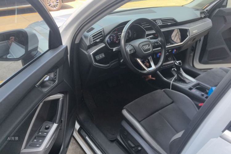 Audi Q3 2019 #18 Audi Q3 2019 car image #18