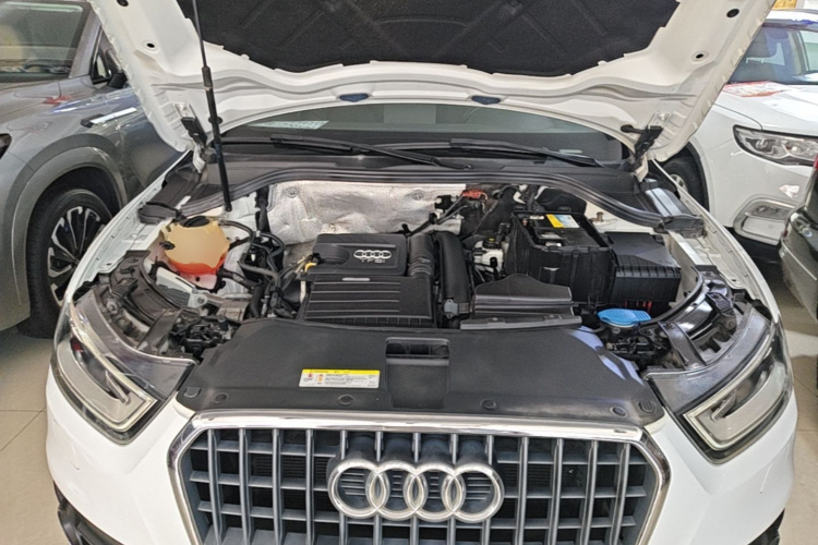 Audi Q3 2016 #22 Audi Q3 2016 car image #22