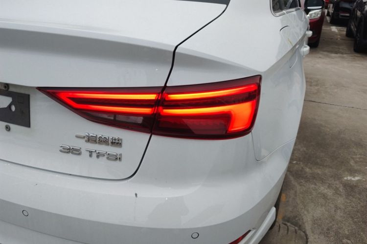 Audi A3 2020 immagine di auto #8