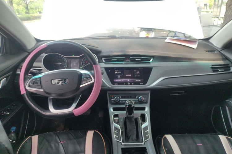 GEELY Emgrand 2022 car image #11