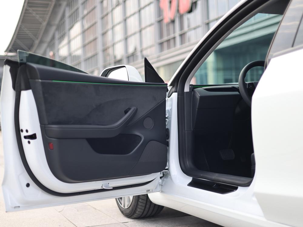 Tesla Model 3 2025 #19 Tesla Model 3 2025 car image #19