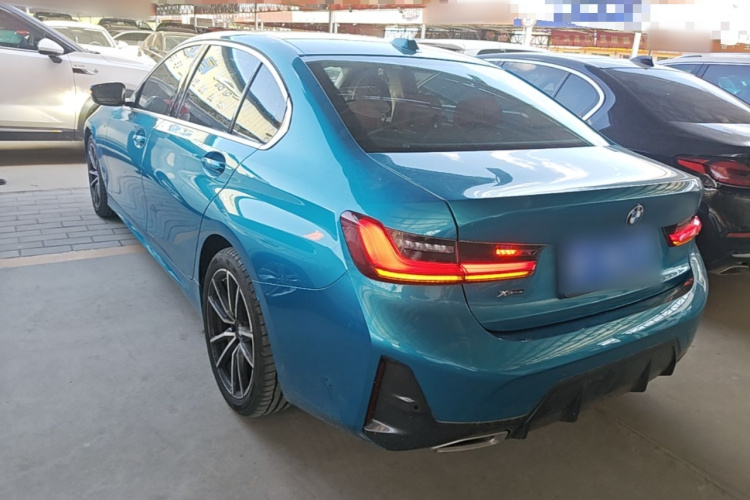 BMW 3 Series 2023 car image #5