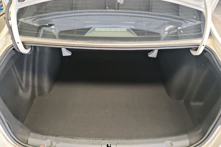 Volkswagen Lavida 2017 car image #19