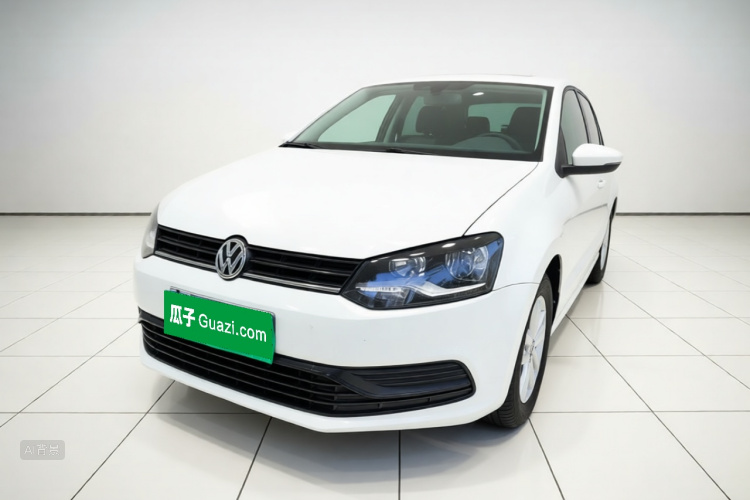 Volkswagen Polo 2016 car image #2