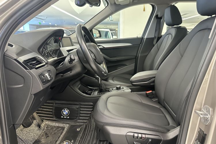 BMW X1 2017 image de voiture #18