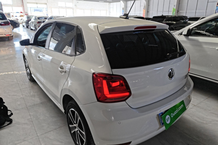 Volkswagen Polo 2015 #5 Volkswagen Polo 2015 image de voiture #5