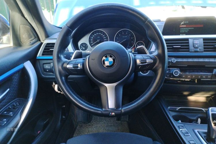 BMW 3 Series 2017 car image #12