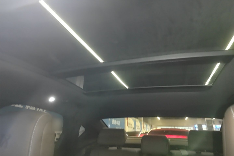 BYD Han 2023 car image #20