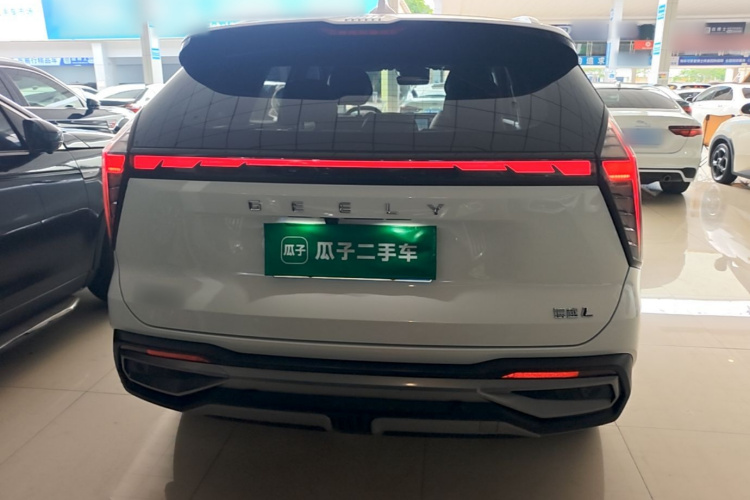 GEELY Boyue L 2023 car image #6