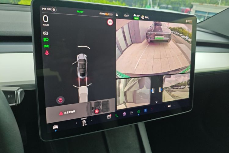 Tesla Model 3 2022 car image #17