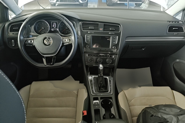 Volkswagen Golf 2017 #10 Volkswagen Golf 2017 car image #10