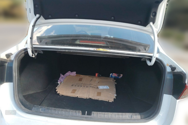 GEELY Emgrand 2024 car image #21