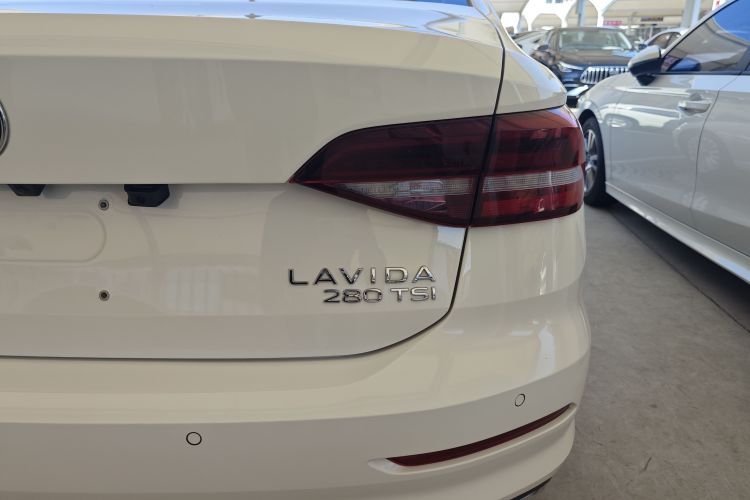 Volkswagen Lavida 2021 car image #8