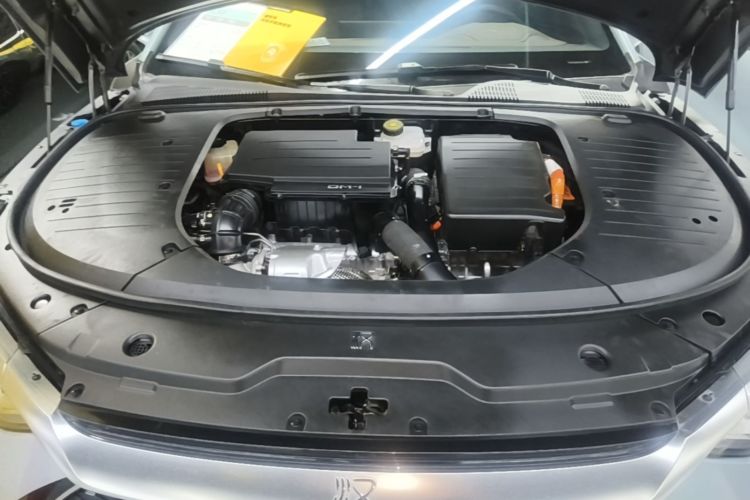 BYD Han 2022 immagine di auto #20