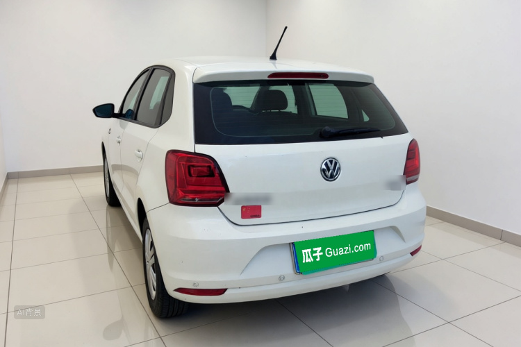 Volkswagen Polo 2018 car image #5