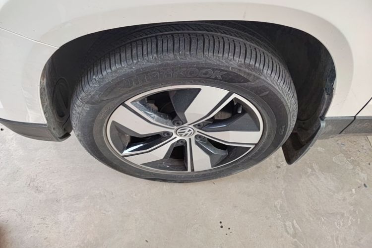 Volkswagen Tharu 2020 car image #9