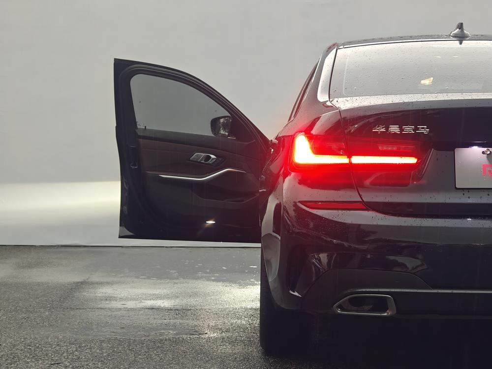 BMW 3 Series 2021 imagen de coche #15