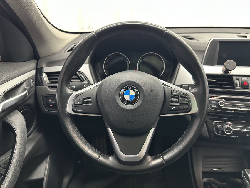 BMW X1 2018 #8 BMW X1 2018 صورة سيارة #8