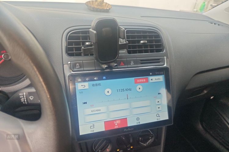 Volkswagen Polo 2018 #15 Volkswagen Polo 2018 car image #15
