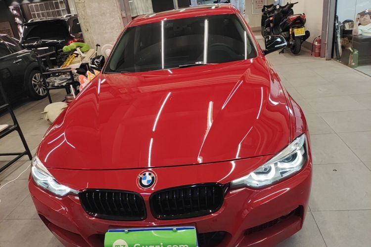 BMW 3 Series 2018 #3 BMW 3 Series 2018 car image #3