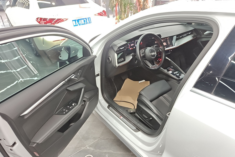 Audi A3 2024 car image #12