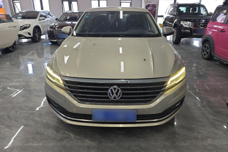Volkswagen Lavida 2019 #3 Volkswagen Lavida 2019 car image #3