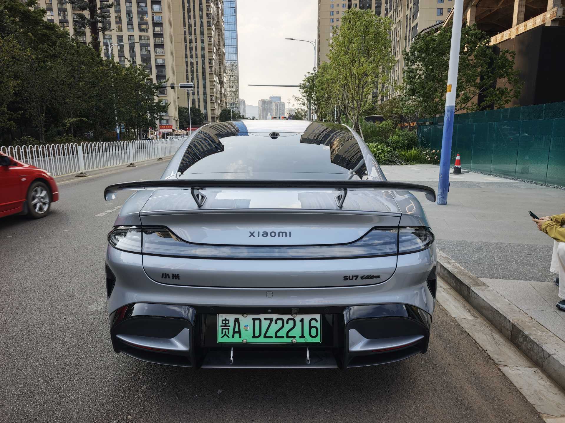MI SU7 Ultra 2025 #4 MI SU7 Ultra 2025 car image #4