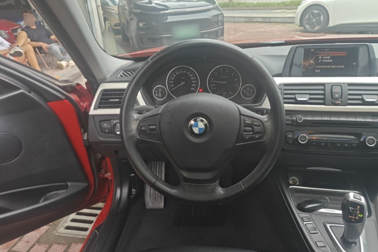 BMW 3 Series 2015 #11 BMW 3 Series 2015 car image #11