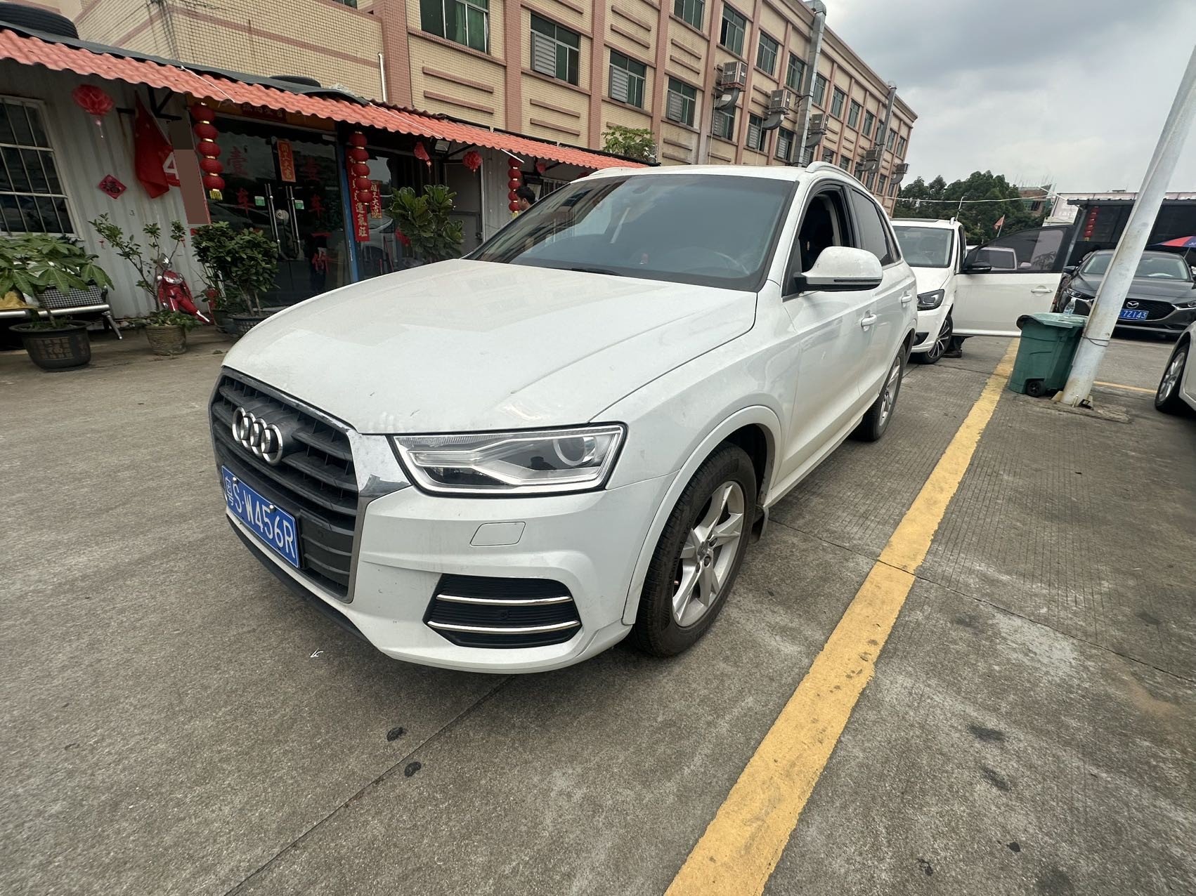 2017 2017 car image