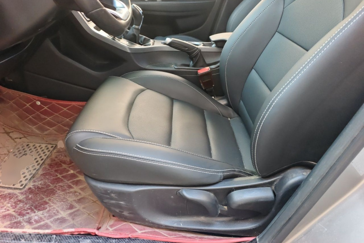 GEELY Emgrand 2020 #18 GEELY Emgrand 2020 car image #18