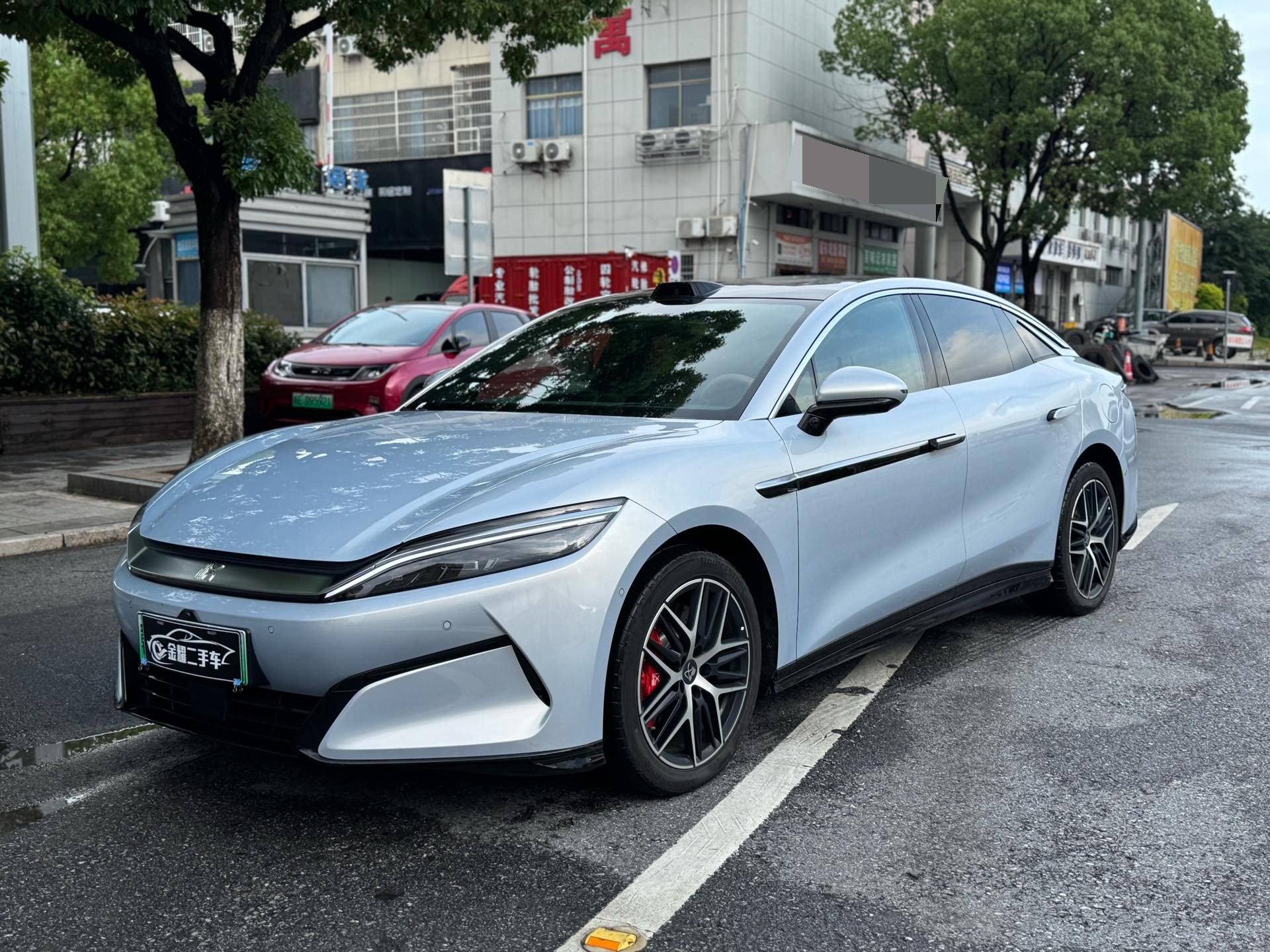 BYD HanL 2025 BYD HanL 2025 صورة سيارة