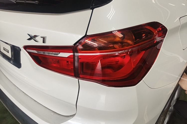 BMW X1 2017 car image #8