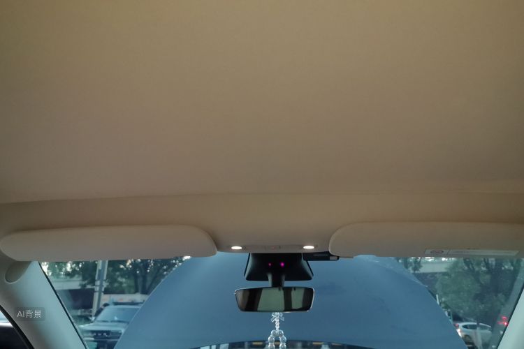 Tesla Model Y 2023 #20 Tesla Model Y 2023 car image #20