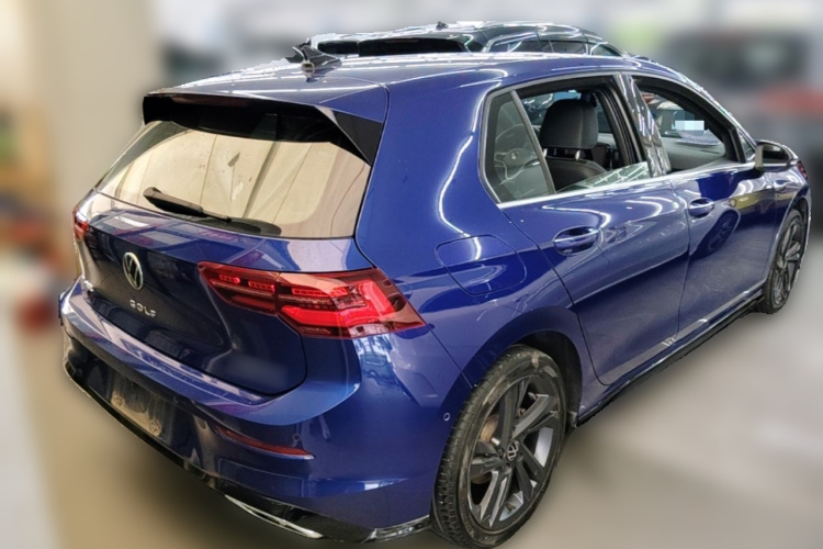 Volkswagen Golf 2021 car image #5