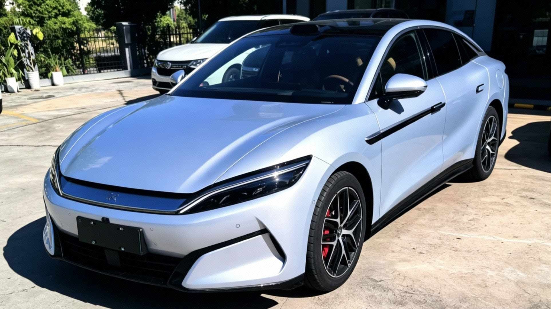 BYD HanL 2025 BYD HanL 2025 car image