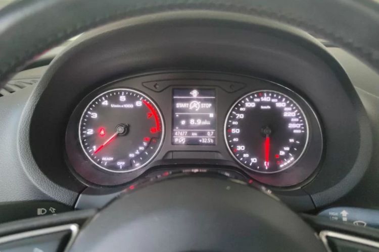 Audi A3 2017 immagine di auto #12